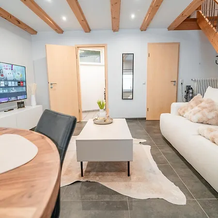 Allgaeu Living I Maisonette Stueble - - Parkplatz & Terrasse Appartamento *